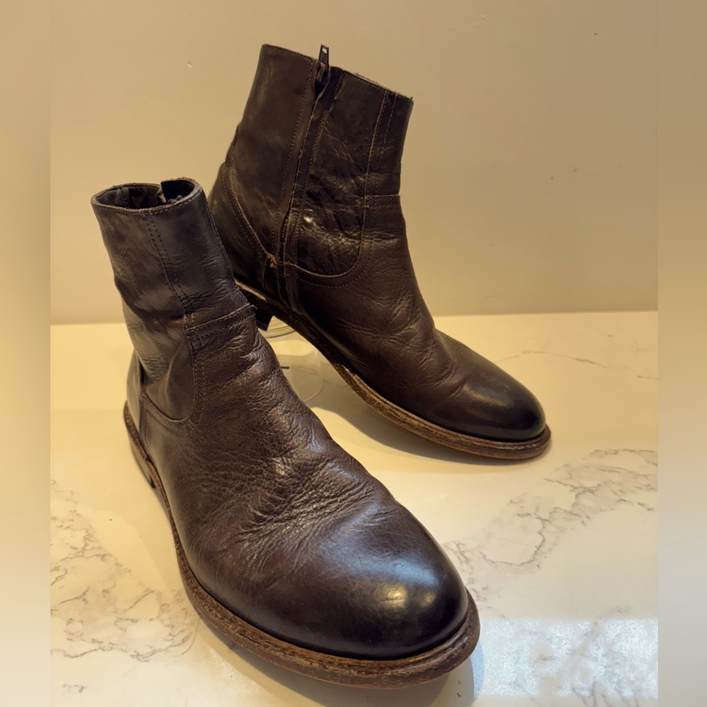 Size 10-1/2 US chocolate brown leather boots by To Boot New York - Adam Derrick.